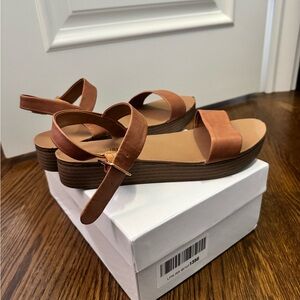 Size 9 Brown Strappy Sandals